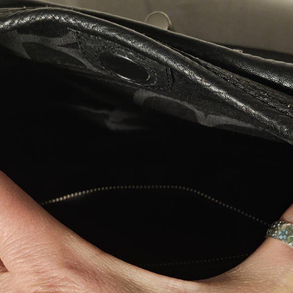 Banana Republic Black Leather Shoulder Bag - Picture 13 of 13